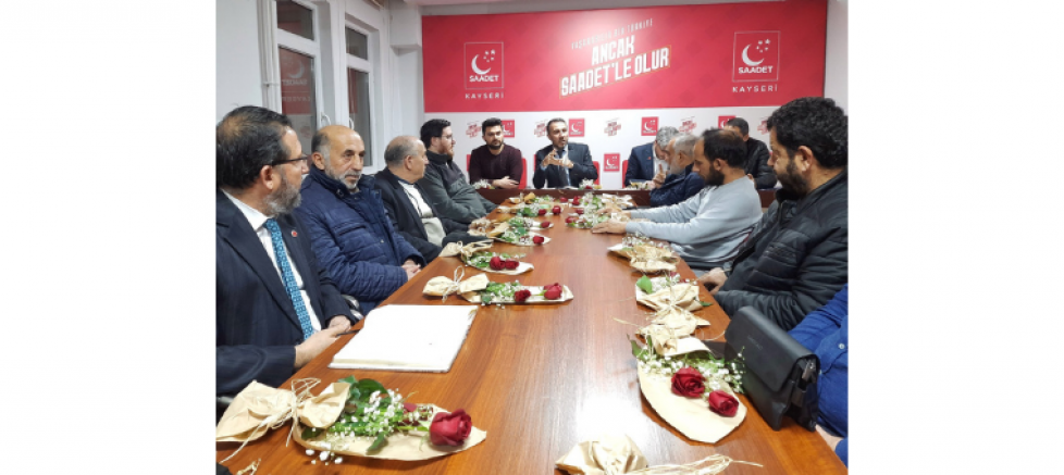 Başkan Erdal Altun’dan Aile Değerlerine Anlamlı Vurgu: “Sevgiyle Güçlenen Aileler, Güçlü Toplumun Temelidir” - GÜNDEM - İnternetin Ajansı