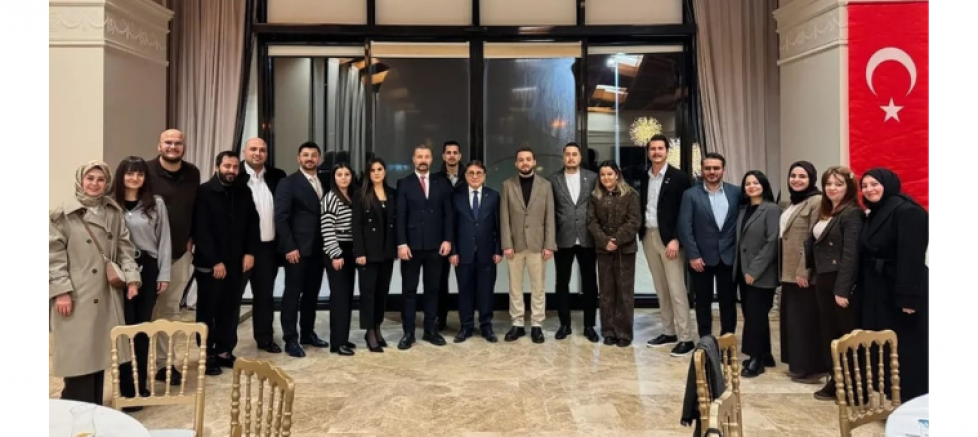 Başkan Yılmaz, İstanbul İl Başkanlığı’nın İftar Sofrasına Konuk Oldu - GÜNDEM - İnternetin Ajansı