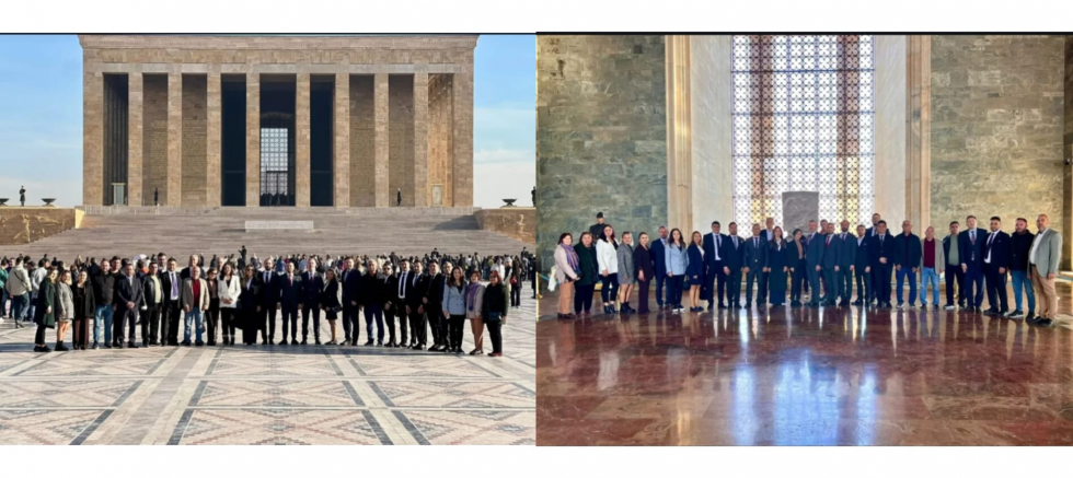 ​Chp Sarayköy İlçe Başkanı Mesut Efe Ve Örgütü Anıtkabir'de: Atatürk'ün Emaneti Cumhuriyet Sonsuza Dek Yaşayacak - GÜNDEM - İnternetin Ajansı