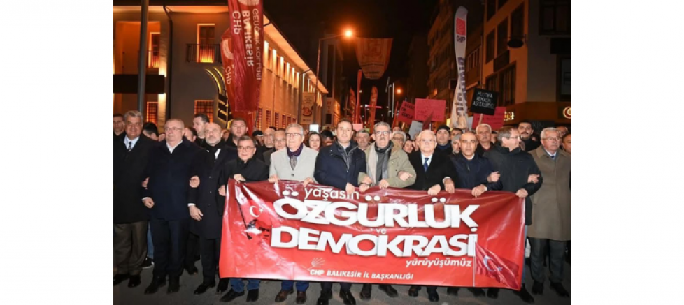 ERDEN KÖYBAŞI’NDAN KONYA’DAKİ SALDIRIYA SERT TEPKİ: “HİÇBİR TEHDİDE BOYUN EĞMEYECEĞİZ” - GÜNDEM - İnternetin Ajansı