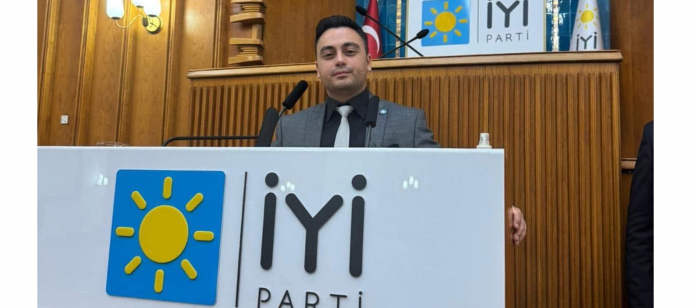 İYİ Parti Karesi İlçe Başkanı Cahit Can Tekin 4 Aralık Dünya Madenciler Günü ile ilgili basın açıklaması gerçekleştirdi - GÜNDEM - İnternetin Ajansı